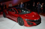 Acura провела анонс суперкара NSX с 4 моторами