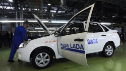 "АвтоВАЗ" с 15 января повышает цены